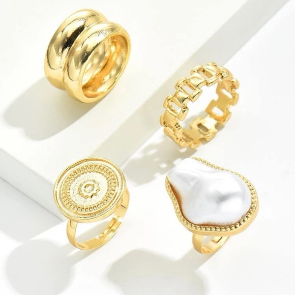 Set of rings - Picture 2 of 2